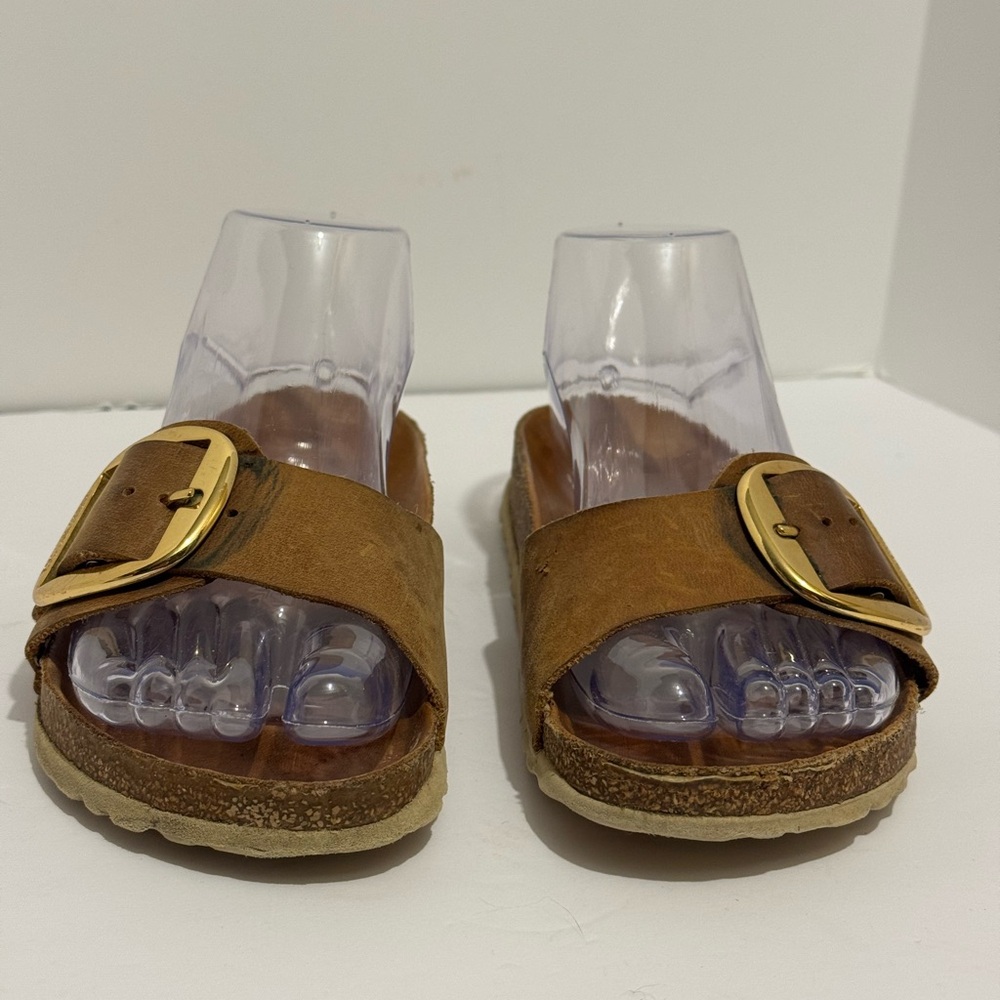 Birkenstock Brown Sandals with Gold Buckle - Picture 2 of 15
